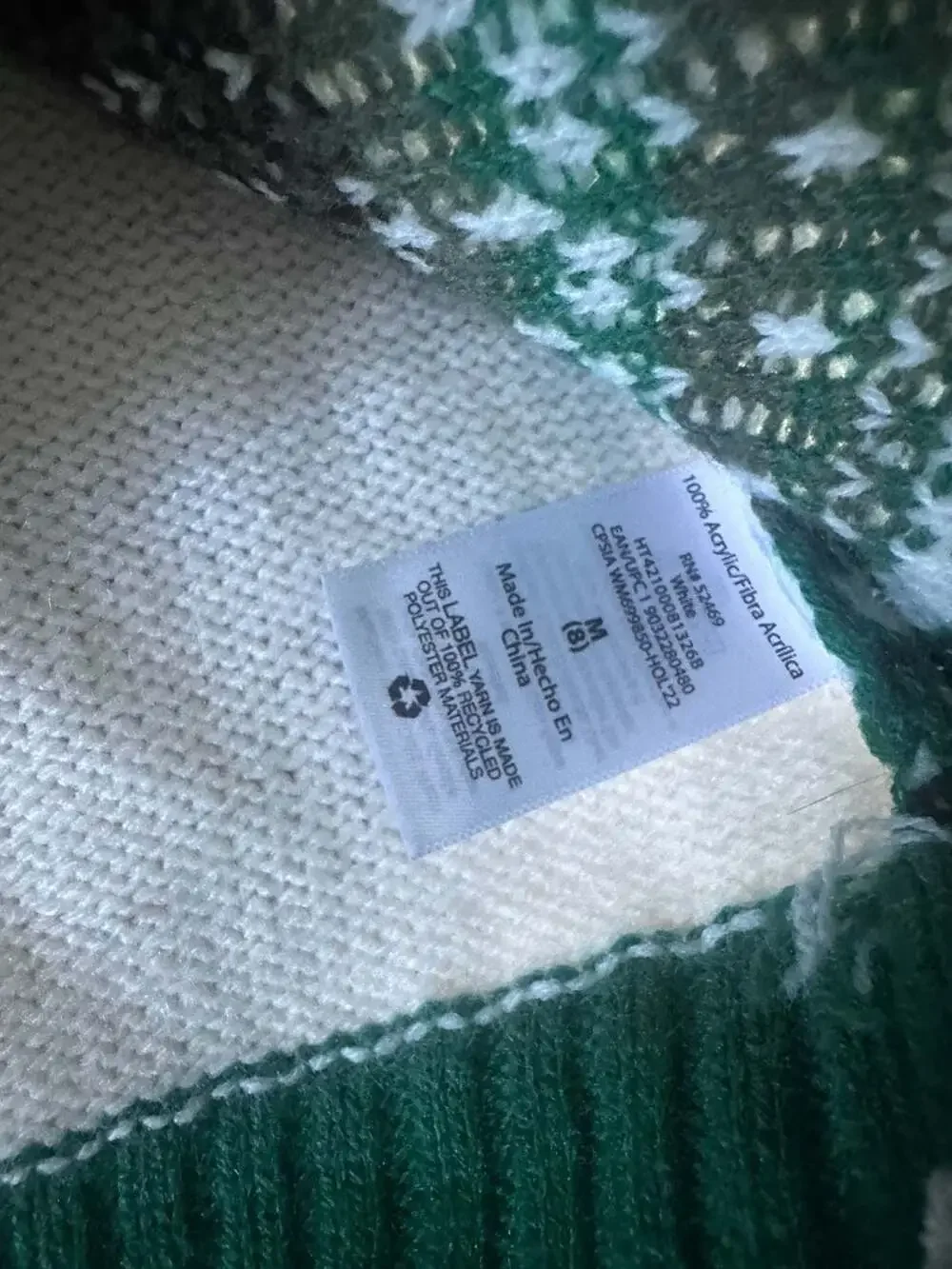 Holiday Time Merry Christmas Smiley Face Fair Isle Sweater Size Medium (8)